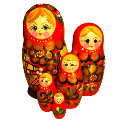 1729 - Matriochka Poupées Russes Motif Rouge avec Panier