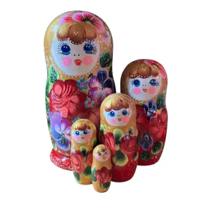 2066 - Matriochka Poupées Russes Motif Floral Rouge et Doré 2066 - Matriochka Poupées Russes Motif Floral Rouge et Doré