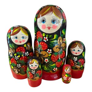 2220 -Strawberries Matryoshka Russian Nesting Dolls 