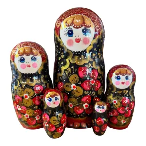 2227 - Matriochka Poupées Russes Motif avec Fraises 2227 - Matriochka Poupées Russes Motif avec Fraises