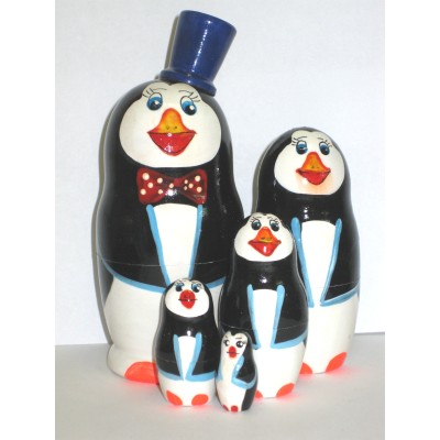 816 - Penguins Matryoshka Russian Nesting Dolls