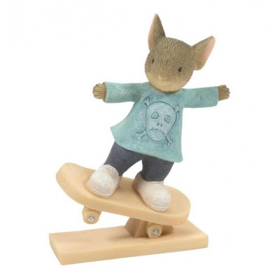 Skater Slide Tails With Heart Mouse